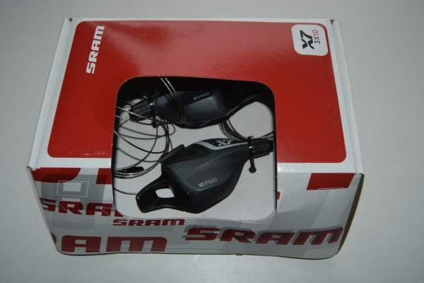 Sram X7 Trigger Schaltgriffpaar 2x10 fach OVP mit Lenkerschellen