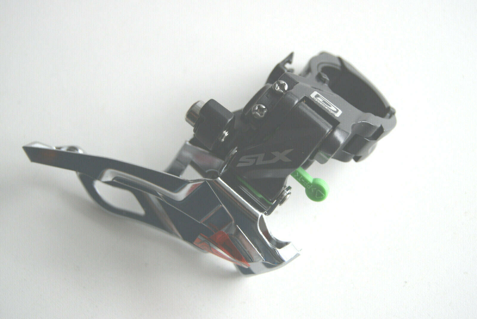 Dérailleur VTT avant marque Shimano montage direct SLX M7100e