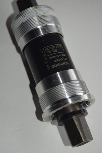 Shimano Innenlager BB-UN300 Vierkant BSA 68 117mm